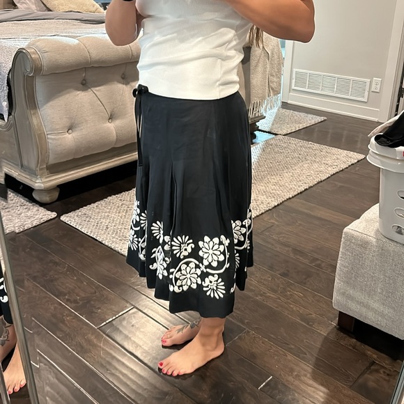 Black linen skirt - Picture 2 of 14